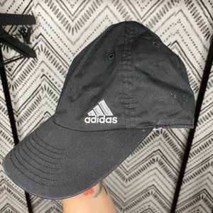 Adidas womens hat gym outfit
